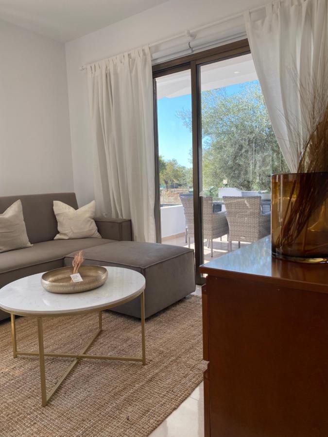 Phaedrus Living: City View Luxury Flat Androcleous Pafos Exterior foto