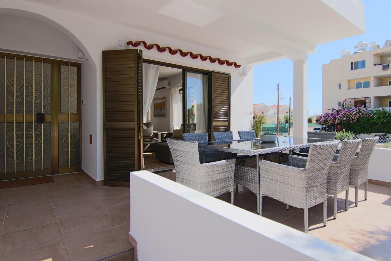 Phaedrus Living: City View Luxury Flat Androcleous Pafos Exterior foto