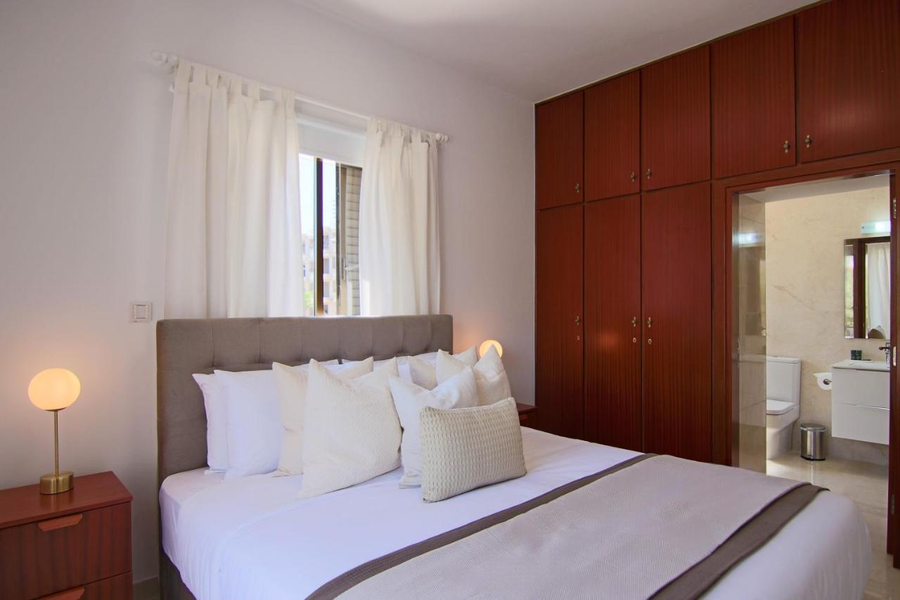 Phaedrus Living: City View Luxury Flat Androcleous Pafos Exterior foto