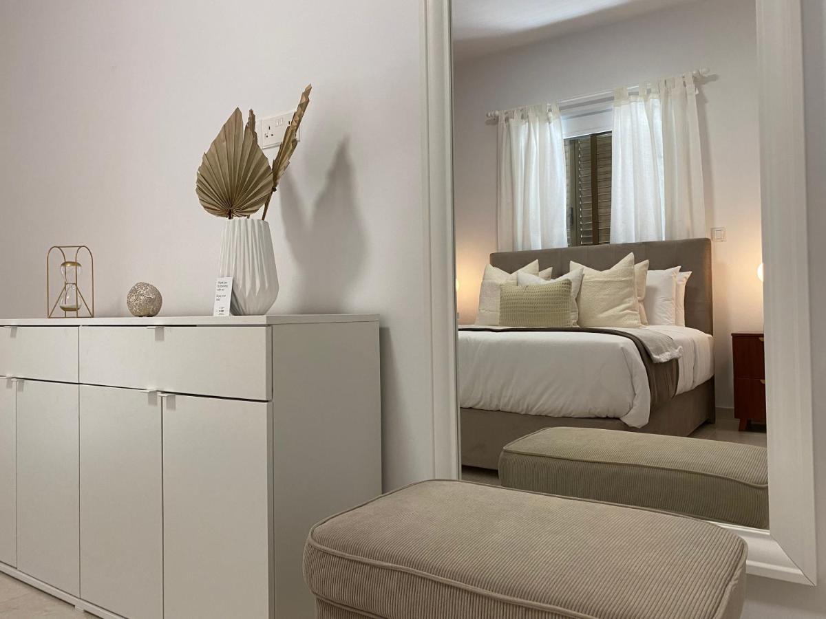 Phaedrus Living: City View Luxury Flat Androcleous Pafos Exterior foto